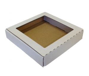 Ablakos (fóliás) tároló doboz (113x113x22 mm) Kis méretű, önzáródó, ablakos (fóliás), hullámkarton tároló doboz felnyitható tetővel

Felhasználás: 
A doboz tetején lévő kivágásnak köszönhetően jól láthatóvá válik a doboz tartalma, így például: aprósüteménynek, édességeknek, ajándék tárgynak, ékszernek, szerelvényeknek egyéb alkatrészeknek kiváló csomagolást nyújt. 
Elérhető fólia nélküli és fóliázott kivitelben is.

Méret: 113 x 113 x 22 mm - ablakos (fóliás) hullámkarton tároló doboz
Kivitel: Fefco 0427

Anyag: mikrohullám karton papír
Színek: 
alap: barna, fehér
színes: bordó, fekete, kék, zöld
