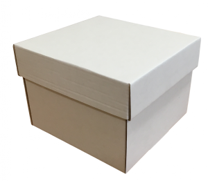 Kis méretű önzáró tároló doboz (130x130x100 mm) Kis méretű, önzáródó, hullámkarton tároló doboz levehető (külön álló) tetővel

Felhasználás: 
Ajándéktárgyak, szerszámok, szerelvények, egyéb kisméretű tárgyak tárolására alkalmas kisméretű önzáródó hullámkarton tároló doboz.

Méret: 130 x 130 x 100 mm - hullámkarton tároló doboz

Anyag: mikrohullám karton papír
Színek: 
alap: barna, fehér
színes: bordó, fekete, kék, zöld