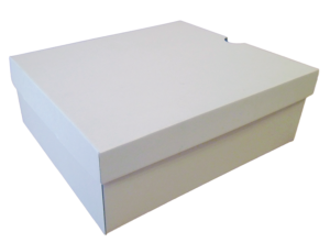 Cipős doboz, felnyíló tetős (345x230x125 mm) hullámkarton felnyíló tetős cipős doboz

Méret :345 x 230 x 125 mm - hullámkarton felnyíló tetős cipős doboz

Anyag: fehér vagy barna mikrohullám karton papír

Felhasználás: cipők, papucsok, csizmák tárolására alkalmas hullámkarton cipős doboz