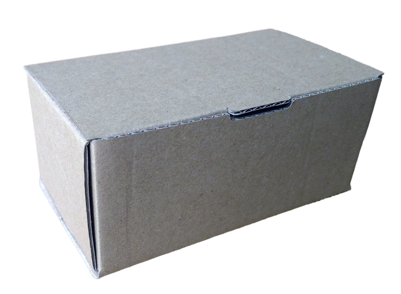 Kis méretű önzáró tároló doboz (102x56x42 mm) Kis méretű, önzáródó, hullámkarton tároló doboz felnyitható tetővel

Felhasználás: 
Ajándéktárgyak, szerszámok, szerelvények, egyéb kisméretű tárgyak tárolására alkalmas kisméretű önzáródó hullámkarton tároló doboz.

Méret: 102 x 56 x 42 mm - hullámkarton tároló doboz
Kivitel: Fefco 0421

Anyag: mikrohullám karton papír
Színek: 
alap: barna, fehér
színes: bordó, fekete, kék, zöld