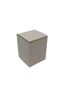 Kis méretű önzáró tároló doboz (35x35x45 mm) Kis méretű, önzáródó, hullámkarton tároló doboz felnyitható tetővel

Felhasználás: 
Ajándéktárgyak, szerszámok, szerelvények, egyéb kisméretű tárgyak tárolására alkalmas kisméretű önzáródó hullámkarton tároló doboz.

Méret: 35 x 35 x 45 mm - hullámkarton tároló doboz

Anyag: mikrohullám karton papír
Színek: 
alap: barna, fehér
színes: bordó, fekete, kék, zöld